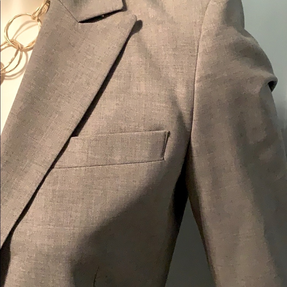 Theory Gray Single Button Blazer Size 6 - image 3